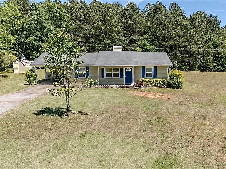 1530 Highway 155 N — Photo 1