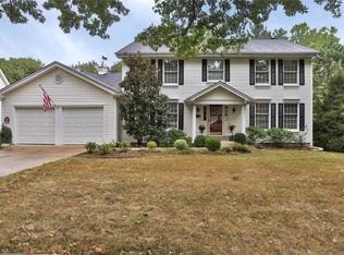 538 Ballas Trails Dr, Saint Louis, MO 63122