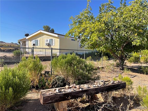 4th image of 8621 E Western Drive