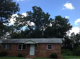 726 Hatchett Rd, Lincolnton, NC 28092