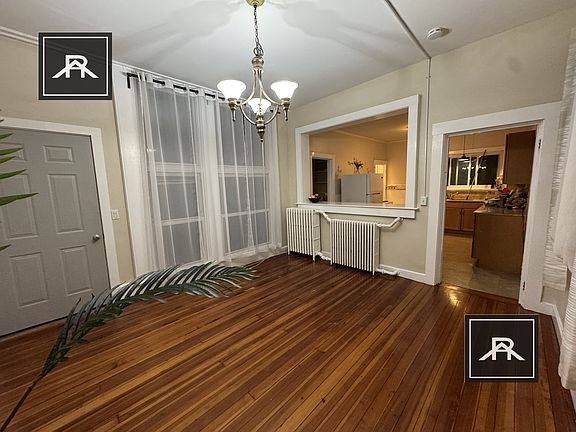 3rd image of 46A Babcock St #1A