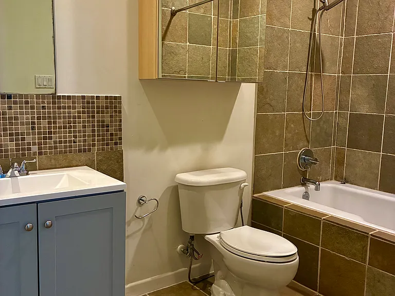 Ensuite bathroom on 3rd floor