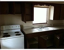 4th image of 1341 S Michigan Ave