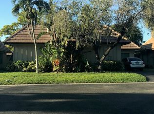 1950 Coquina Way, Pompano Beach, FL 33071