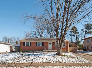 2505 Woodmont Dr, Louisville, KY 40220