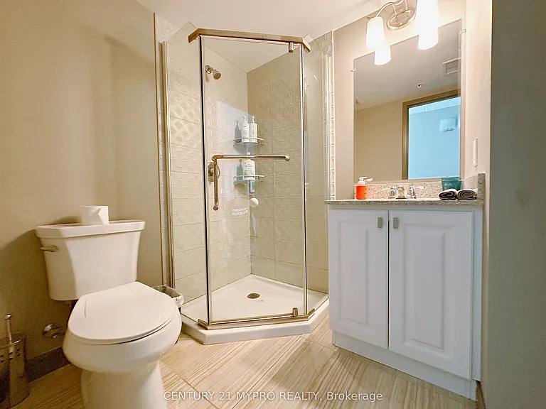 321 Spruce St #801 — Photo 11