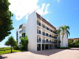 651 E Gulf Dr, Sanibel, FL 33957