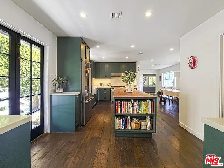 1616 Cerro Gordo St — Photo 6