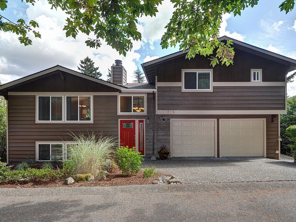 1st image of 218 108th Ave SE