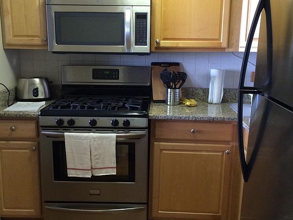 2nd image of 2800 N Lake Shore Dr APT 3009