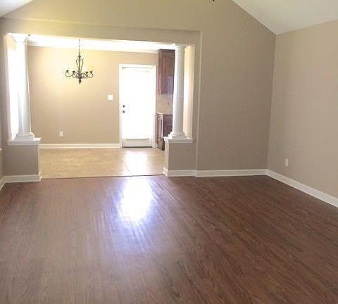 3rd image of 5099 Greyfield Pl S