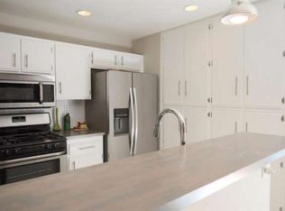 248 N Via Colinas, Thousand Oaks, CA 91362