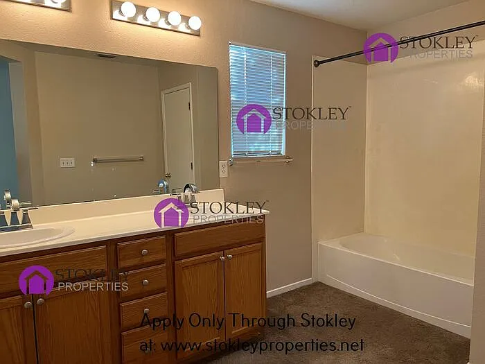 110 Kingfisher St — Photo 19