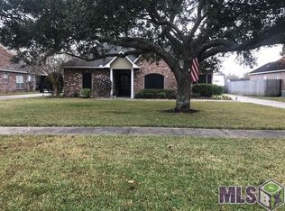 17164 Rennes Rd, Prairieville, LA 70769