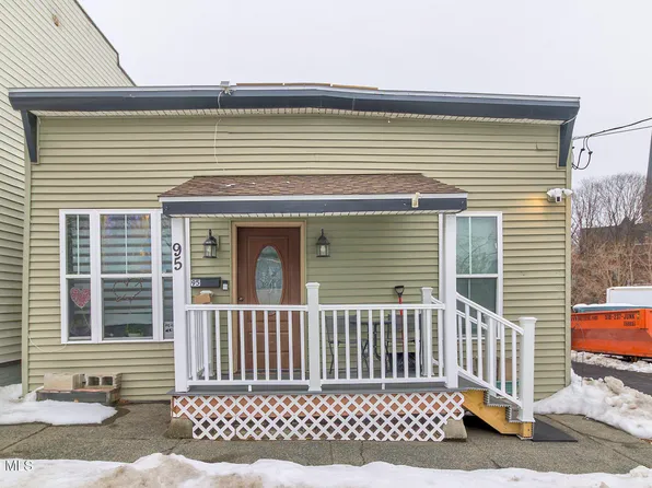 95 Johnston Avenue, Cohoes, NY 12047
