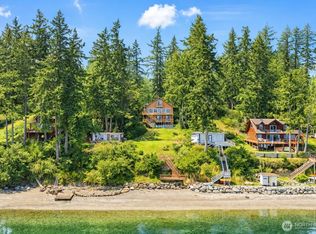 913 E Herron Blvd, Lakebay, WA 98349