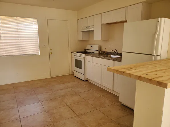 254 E 10th St, Merced, CA 95341