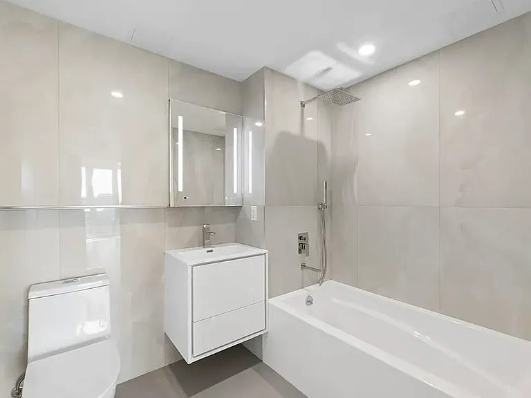 733 Ocean Pkwy #5B — Photo 3