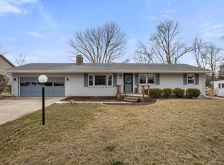 103 W Douglas St, Saint Joseph, IL