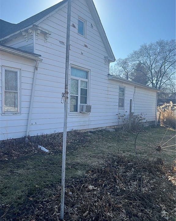 300 S Central St, Buckner, MO 64016 Zillow