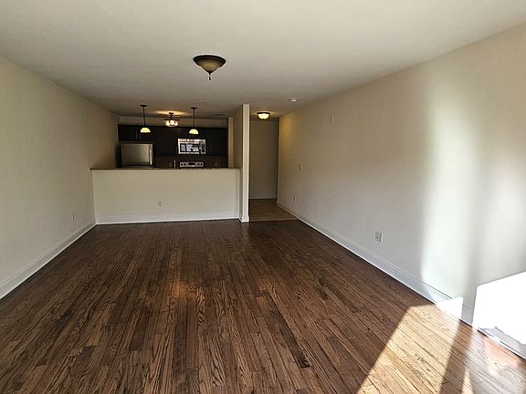3rd image of 115 Bruen St APT 215