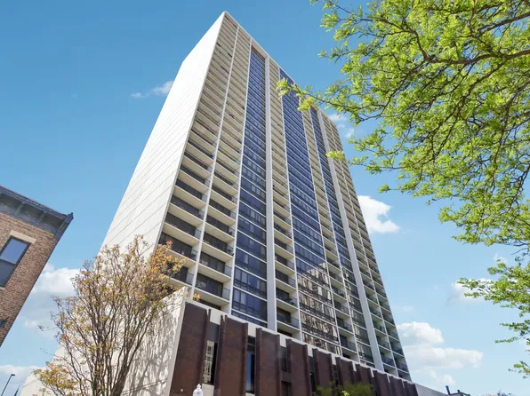 1636 N Wells St APT 1709, Chicago, IL 60614