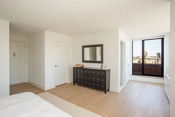 Rented by MNS Marketing | media 5