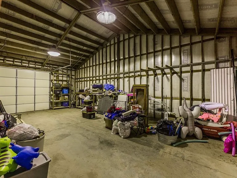 13582 S Highway 170 — Photo 34