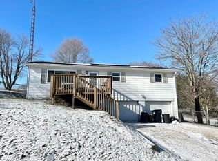 385 McConnell Dr, Zanesville, OH 43701