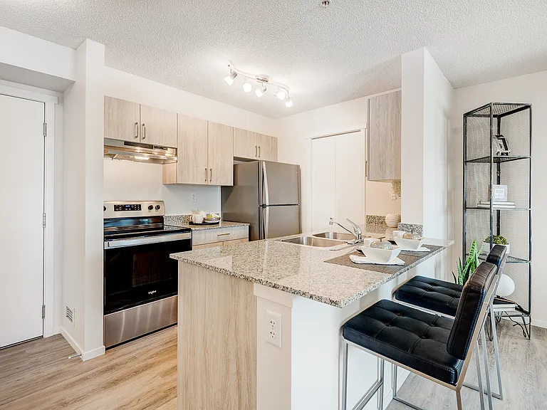 25 Clydesdale Ave — Photo 15