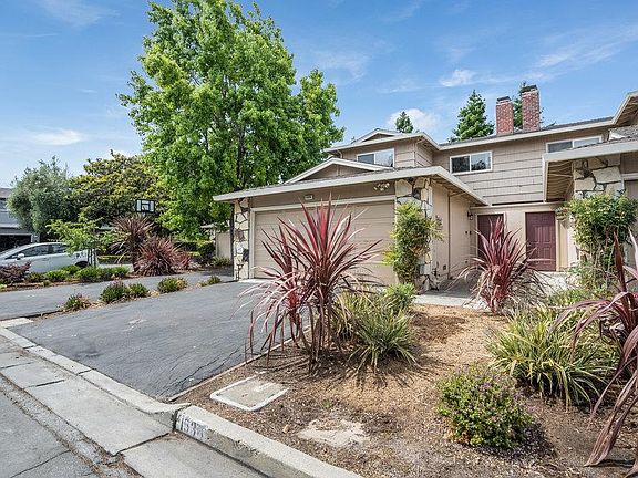 2nd image of 1534 Canna Ct