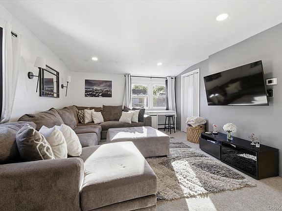 5th image of 2545 Sycamore Avenue