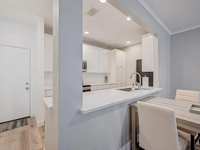 8077 El Mundo St #8077 — Photo 14