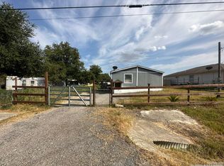 1302 Memorial Ln, San Antonio, TX 78264