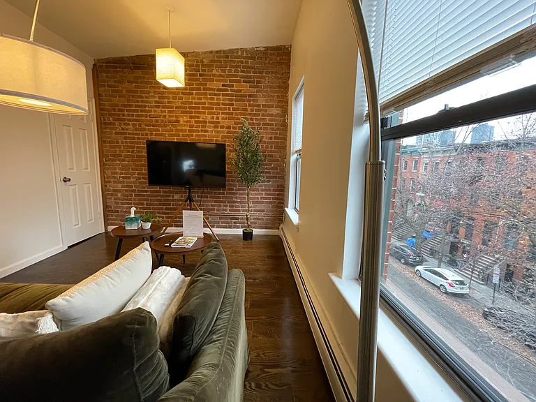 134 Wayne St #3 — Photo 5