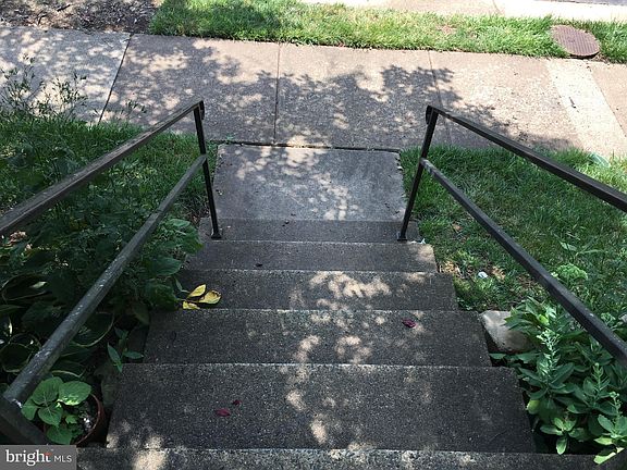 2nd image of 5648 Chapel Run Ct