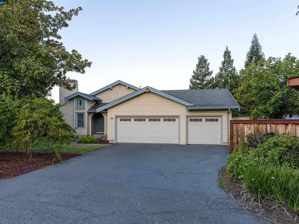 5200 Myrtle Dr, Concord, CA 94521