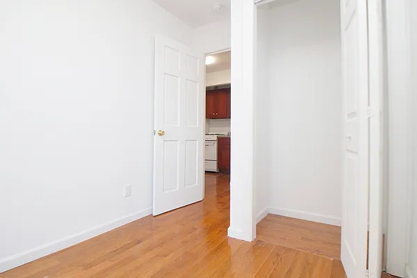 Rented by TZM Realty Properties | media 18