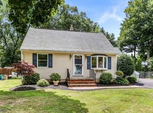 42 Gregory Dr, Kenvil, NJ 07847