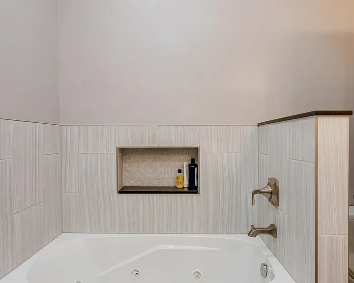 522 N Armour St #1 — Photo 16