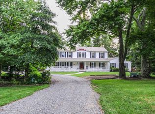 236 Chapel Hill Rd, Atlantic Highlands, NJ 07716