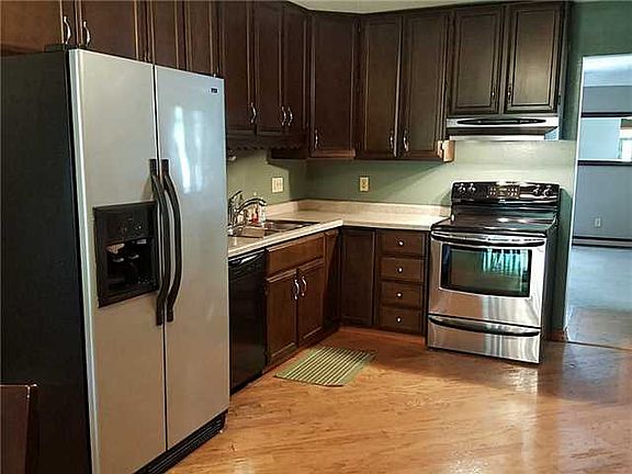 2nd image of 3493 Piper Dr