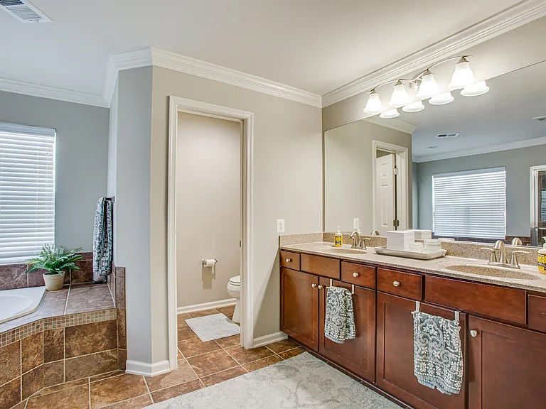 1117 Innis Dr — Photo 21