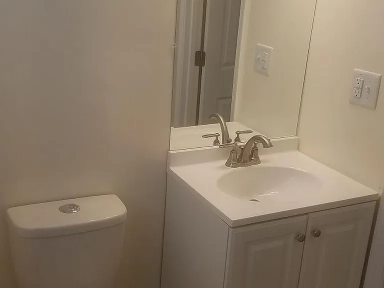 4630 Brooks St NE — Photo 5