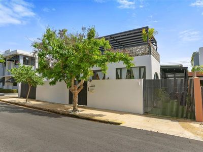 2014 Cacique, San Juan, PR, 00911