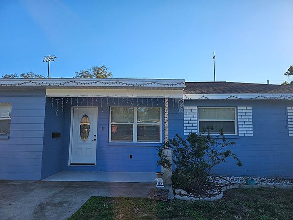 3rd image of 408 W Floriland Ave