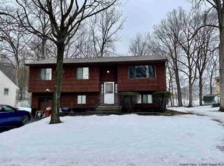32 Wilson St, Middletown, NY 10940