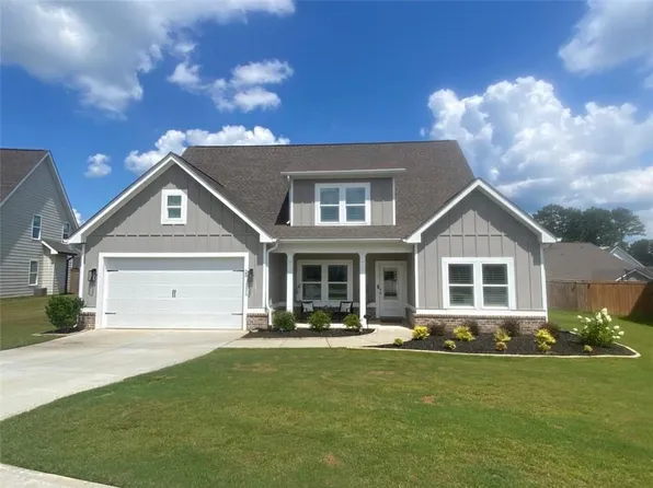 25 Richmond Dr, Statham, GA 30666