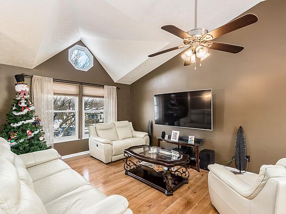 4th image of 1564 Ringfield Dr