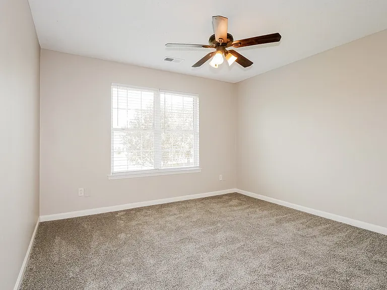 7335 Red Maple Dr — Photo 10